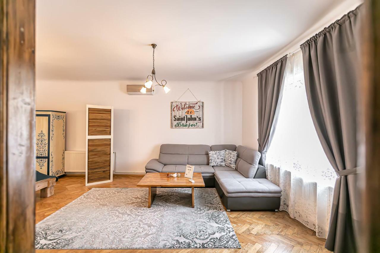 Saint John'S 22 Brasov Apartamento Exterior foto